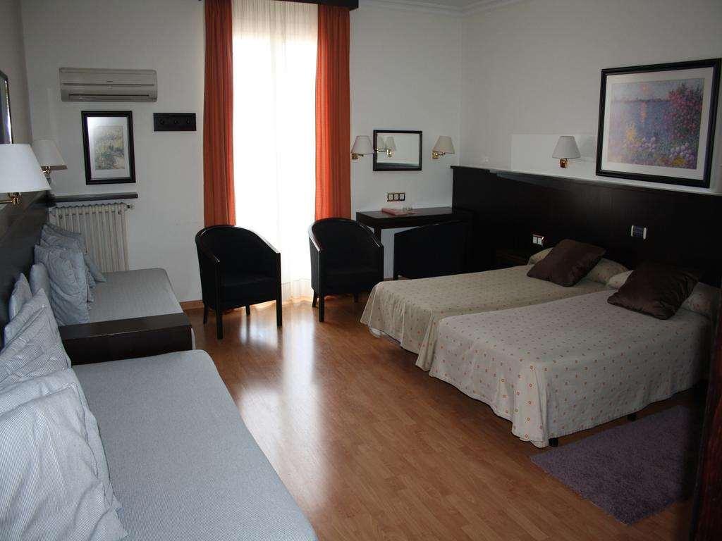 Gaudi Hotel Barcelona Rum bild